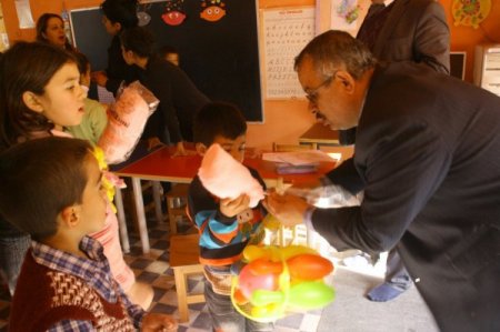 Arıkuyusu BSİO'ya kardeş okuldan destek