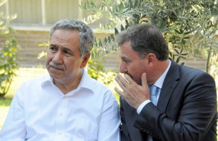 Arınç, Annesi Ve Geçmişleri İçin Mevlid-i Şerif Okuttu