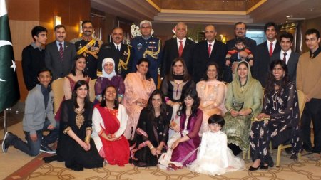 Arınç, Pakistan resepsiyonuna katıldı