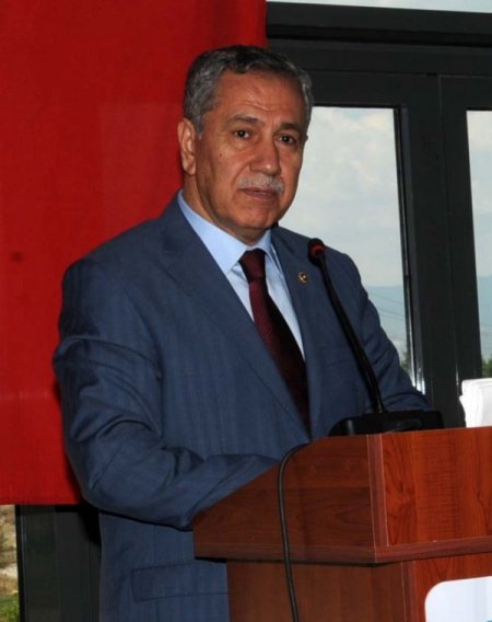 Arınç: 32 Milyon Turistten 28 Milyar Dolar Gelir Elde Ediyoruz