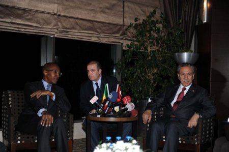 Arınç: BDP'li milletvekilleri yargılanmayı 100 defa hak ediyor