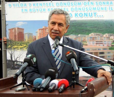 Arınç: Büyükanne Ve Büyükbabalar Evdeki Huzurun Sigortasıdır
