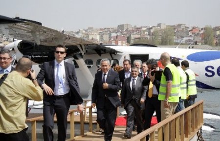 Arınç: Çocuklara makam devretmenin kaldırılmasıyla ilgili bilgim yok