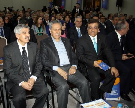 Arınç: İmralı tutanaklarının sızdırılması şaşırtmadı, geri dönecek değiliz