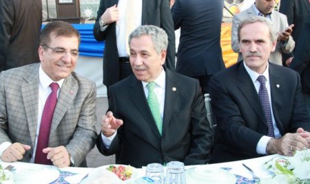 Arınç: Milletvekili Kaçırmak Terör Örgütünün Cinnet Halini Gösteriyor