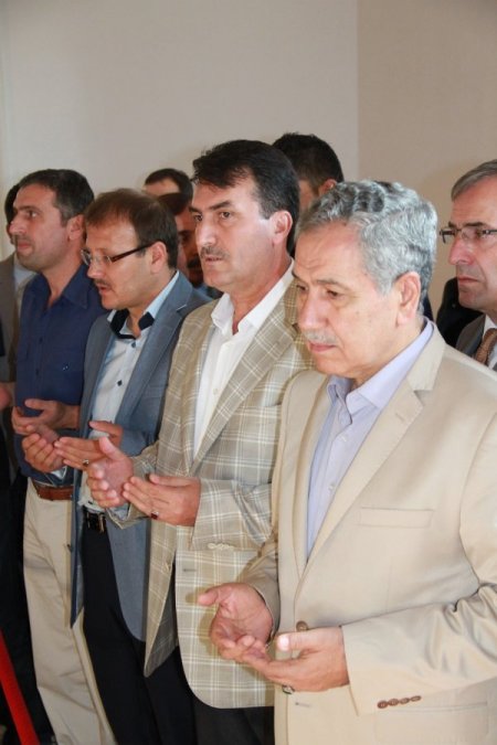 Arınç: Obiliç'in Murat Hüdavendigar’ın Katilinin İsmini Taşıması Bizi Üzüyor