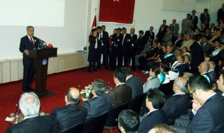 Arınç: Öğretim görevlilerinin özlük haklarında iyileştirme yapacağız