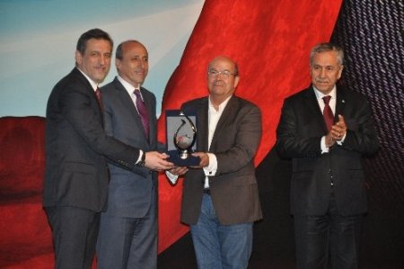 Arınç: Olumlu geçen üç ayda bölge için müracaatta bulunan yatırımcı sayısı arttı