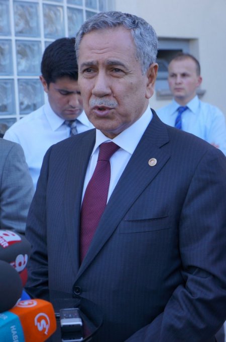 Arınç: Pkk Silah Bırakmadan Her Söz Örgütün Siyasi Talebidir