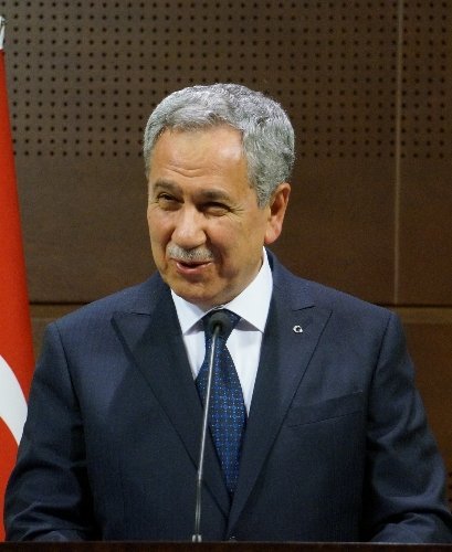 Arınç: TBMM Başkanı'nın aslında çıkmışlardır' sözü bizim gündemimizde yok