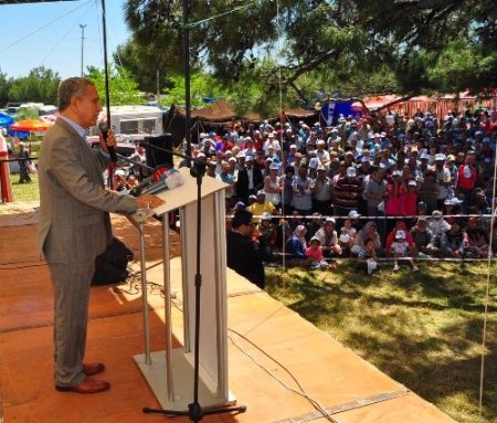 Arınç: Terörün sonlanıyor olması doğrusu hepimizi mutlu ediyor