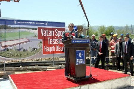 Arınç: Türkiye Kendi Ayakları Üzerinde Yükseliyor