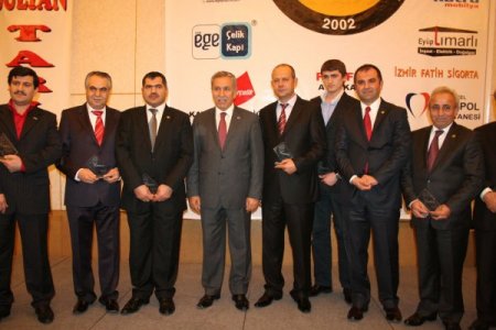 Arınç: Türkiye'de Herkes Bilmeli Ki Bundan Sonra Darbe Olmayacak