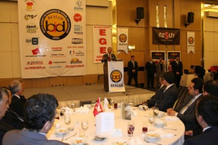 Arınç: Türkiye'de Herkes Bilmeli Ki Bundan Sonra Darbe Olmayacak