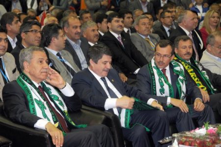 Arınç: Ülkücülüğün Ü’sünün Yanından Geçmeyenlerin Siyaset Yapmasına Üzülüyorum