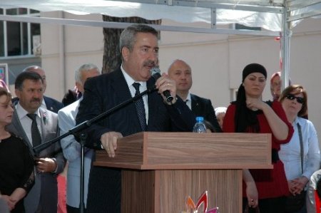 Arınç'tan barış duası: Allah bizi birbirimizden ayırmasın
