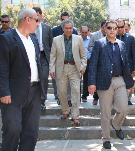 Arınç’tan Genç Rehberlere Ulu Cami Soruları