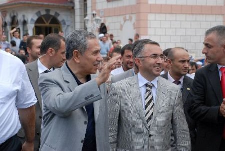 Arınç'tan Kılıçdaroğlu'na 'kahverengi' Eleştirisi