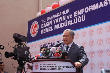Arınç’tan Medya Patronlarına Tepki