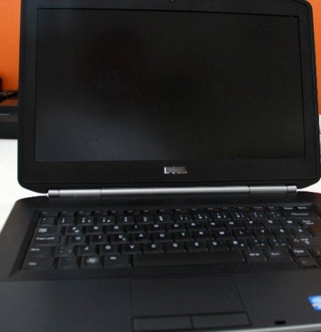 Arızalanan dizüstü bilgisayarları ‘ustayım’ diyen herkese teslim etmeyin