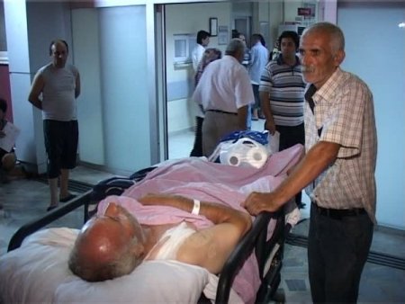 Arızalı Asansör Hasta Yakınlarını Çileden Çıkardı