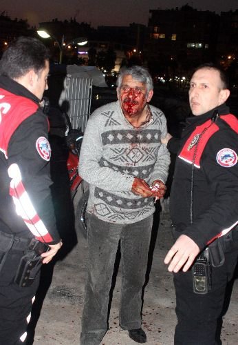 Arkadaşını Yaraladıktan Sonra Kendini Jiletleyen Şahıs Polise Zor Anlar Yaşattı