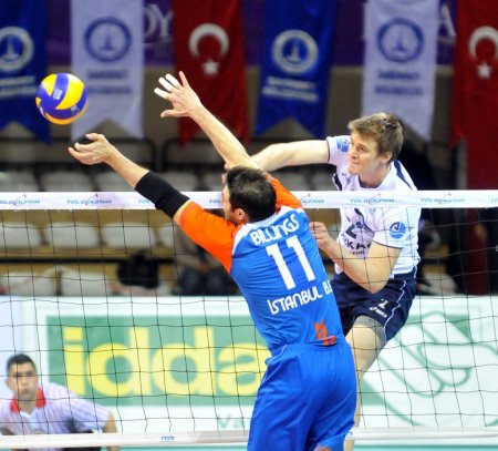 Arkas Spor: 3 - İstanbul Büyükşehir Belediyesi: 2