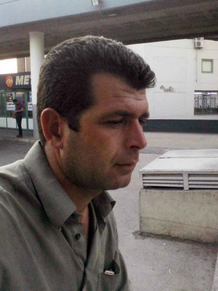 Arkasına saklanan şahsa atılan kurşunla ölen taksici defnedildi
