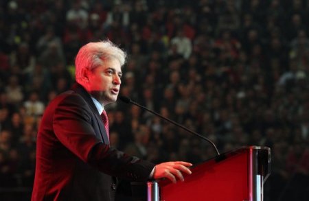 Arnavut liderlerden Üsküp’te ‘bağımsızlık’ kutlaması