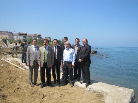 Arpacıoğlu: Göçmelere karşı güvenlik için taş duvar örüyoruz