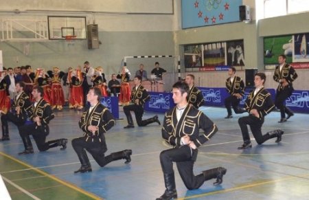 Artvin Türk Halk Oyunları İl Birinciliği Yarışmaları yapıldı