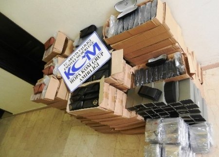 Artvin'de gümrük kaçağı mazot ve eroin ele geçirildi