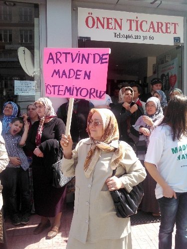 Artvin'de 'Madene Hayır' mitingi