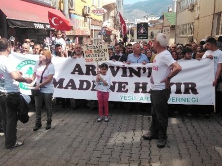 Artvin'de 'Madene Hayır' mitingi