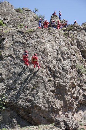 Artvin'de UMKE ekipleri tarafından tatbikat düzenlendi
