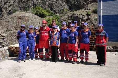 Artvin'de UMKE ekipleri tarafından tatbikat düzenlendi