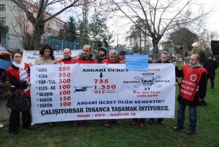 Asgari ücretliler eylem yaptı