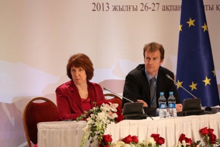 Ashton:Teknik konularda ilerleme sağladık, İran'ın cevabını bekliyoruz