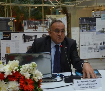 Asım Güzelbey: Şehir merkezinde AVM olmamalı