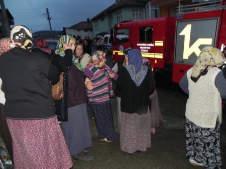 Aşırı elektrik yüklenmesi, yangına neden oldu