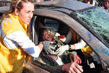 Aşırı Hız Kaza Getirdi