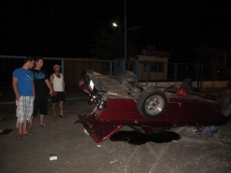 Aşırı Hız Kazayı Beraberinde Getirdi: 2 Yaralı