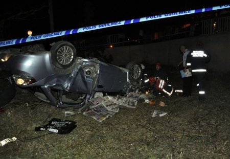 Aşırı Hız Ölüm Getirdi: 1 Ölü, 3 Yaralı