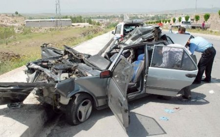 Aşırı Hızdan Ceza Alan Sürücü, 35 Kilometre Sonra Kaza Yaparak Hayatını Kaybetti
