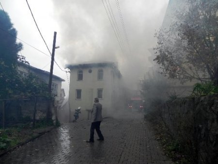 Asırlık cami restore edildi