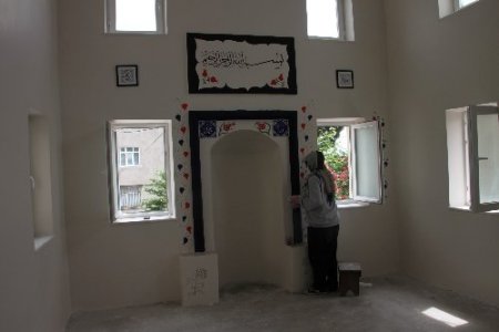 Asırlık cami restore edildi