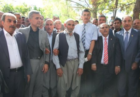 Asırlık kan davası barış ile sonuçlandı