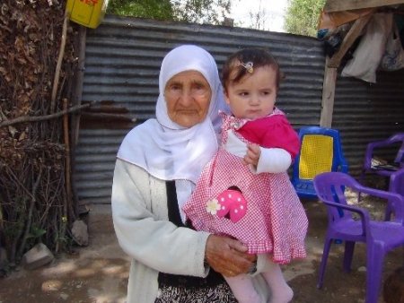 Asırlık Sıdıka ninenin 8 çocuğu 160'a yakın torunu var