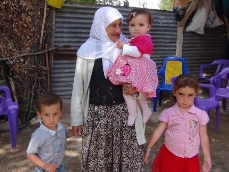 Asırlık Sıdıka ninenin 8 çocuğu 160'a yakın torunu var