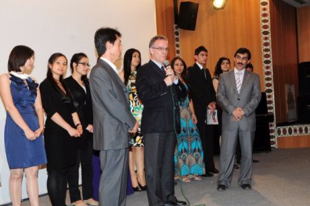 Aşkabat Anadolu Lisesi Öğrencilerinden Şiir Ziyafeti